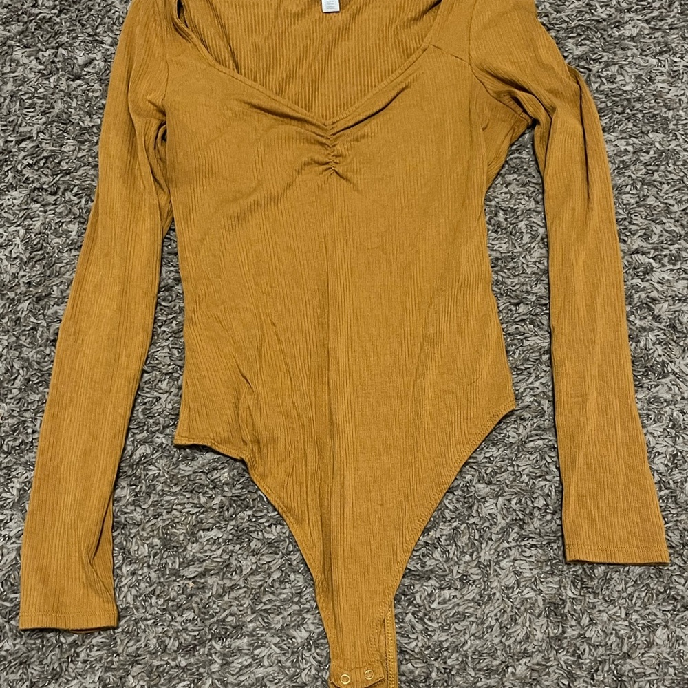 Banana Republic Long Sleeve Bodysuit